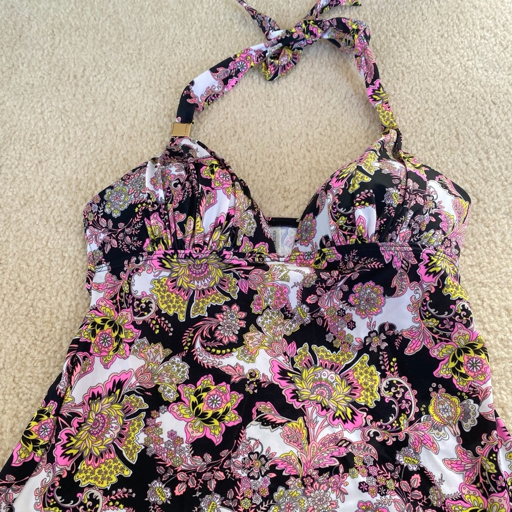 Victoria’s Secret Tankini Top